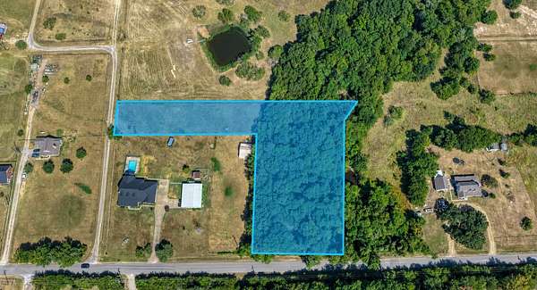 1.66 Acres of Residential Land for Sale in Post Oak Bend, Texas