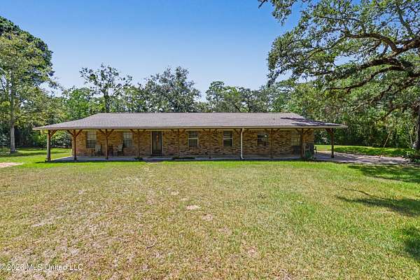 4.7 Acres of Land with Home for Sale in Moss Point, Mississippi