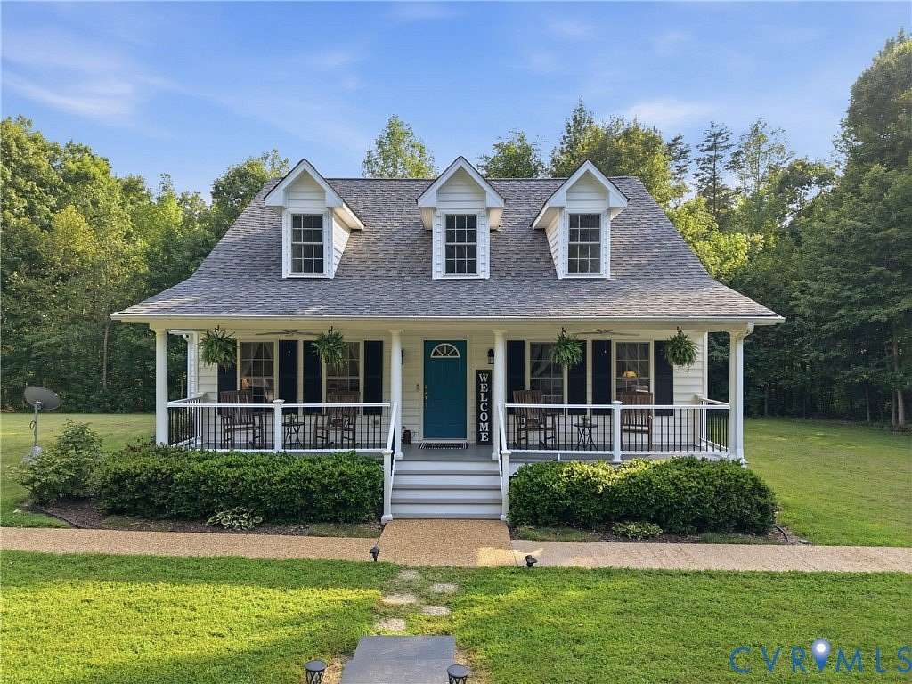 5.35 Acres of Land with Home for Sale in Goochland, Virginia