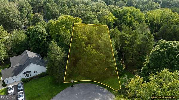 0.31 Acres of Residential Land for Sale in Swan Point, Maryland