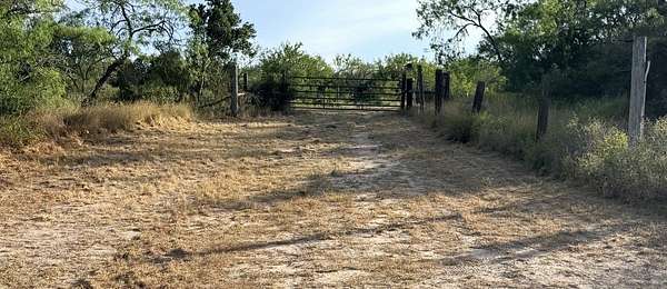 27 Acres of Recreational Land for Sale in San Diego, Texas