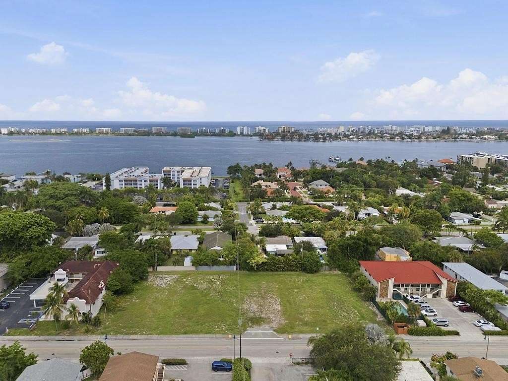 0.82 Acres of Commercial Land for Sale in Lake Worth Beach, Florida