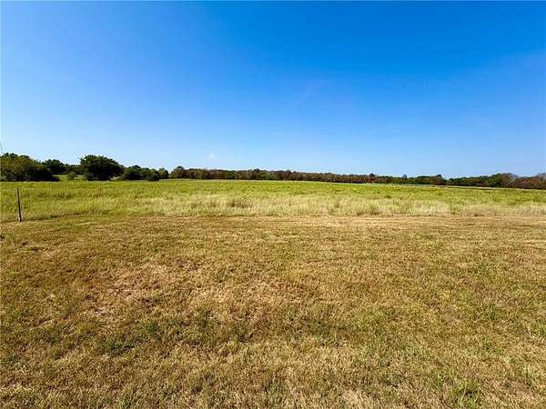 5.2 Acres of Residential Land for Sale in Harrisonville, Missouri