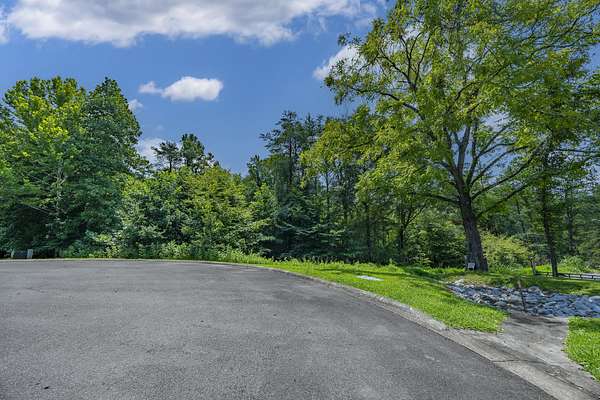 1.7 Acres of Residential Land for Sale in Dandridge, Tennessee