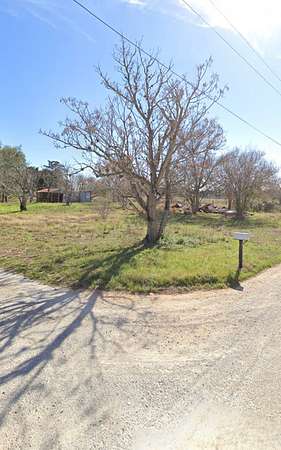 0.33 Acres of Residential Land for Lease in Stockdale, Texas