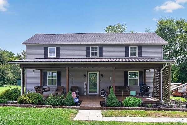 2.23 Acres of Land with Home for Sale in Springfield, Kentucky