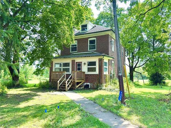 9.68 Acres of Land with Home for Sale in Upper Saucon Township, Pennsylvania
