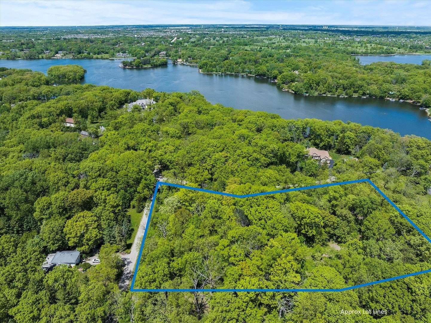 4.54 Acres of Residential Land for Sale in Mundelein, Illinois
