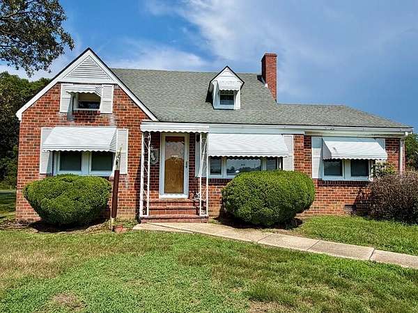 6.25 Acres of Land with Home for Sale in Callao, Virginia