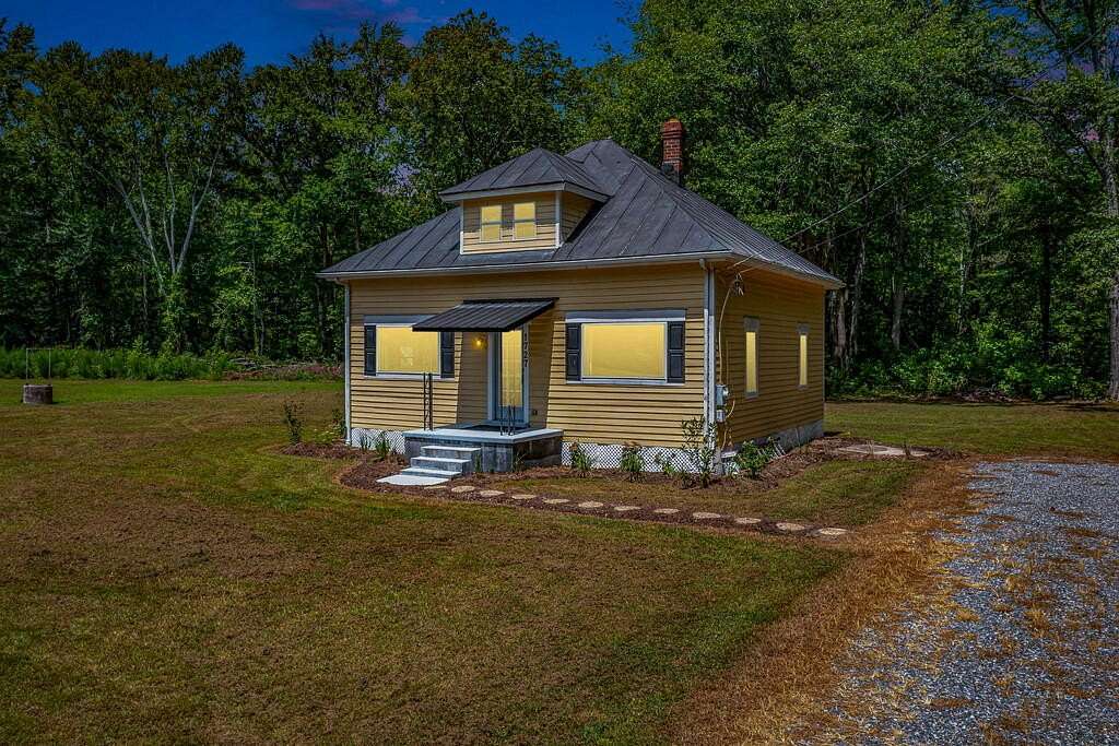 3 Acres of Land with Home for Sale in Reedville, Virginia