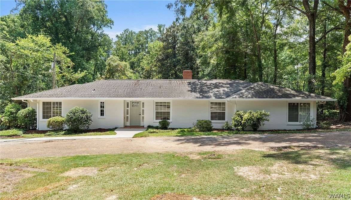 2 Acres of Land with Home for Sale in Tuscaloosa, Alabama