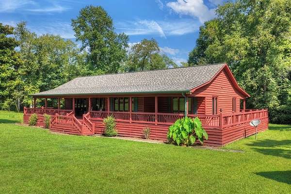 1.5 Acres of Land with Home for Sale in Murphy, North Carolina