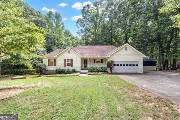 2 Acres of Land with Home for Sale in Hampton, Georgia