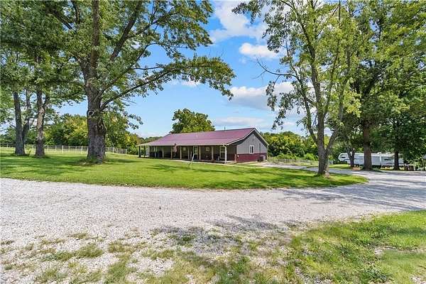 14.2 Acres of Land with Home for Sale in Centerview, Missouri