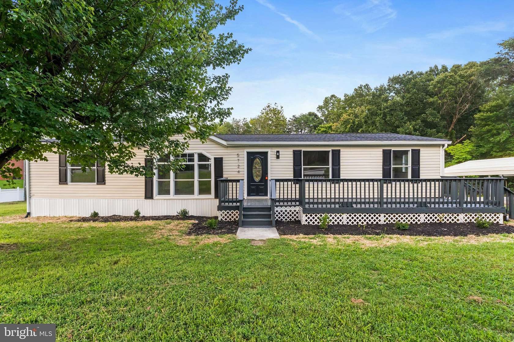 1.5 Acres of Land with Home for Sale in Mineral, Virginia