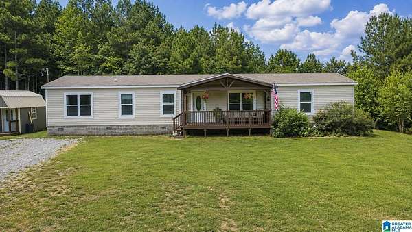 28.7 Acres of Land with Home for Sale in Ranburne, Alabama