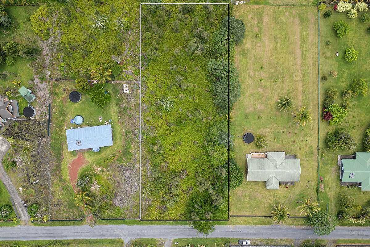 1 Acre of Residential Land for Sale in Keaau, Hawaii