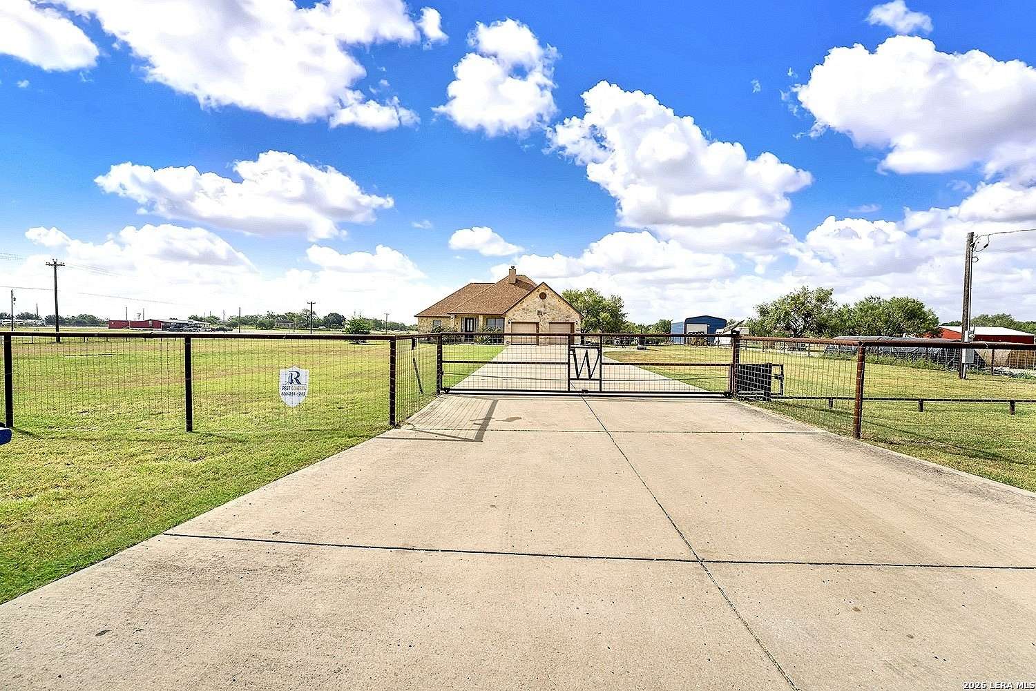 3 Acres of Improved Mixed-Use Land for Sale in La Vernia, Texas
