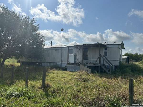 4.77 Acres of Land with Home for Sale in Victoria, Texas