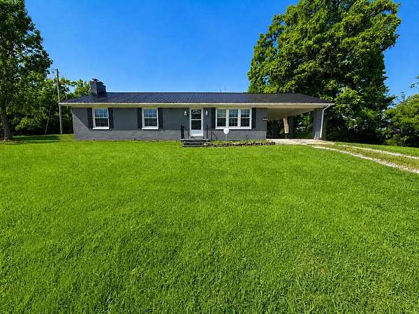 2 Acres of Land with Home for Sale in Harrodsburg, Kentucky