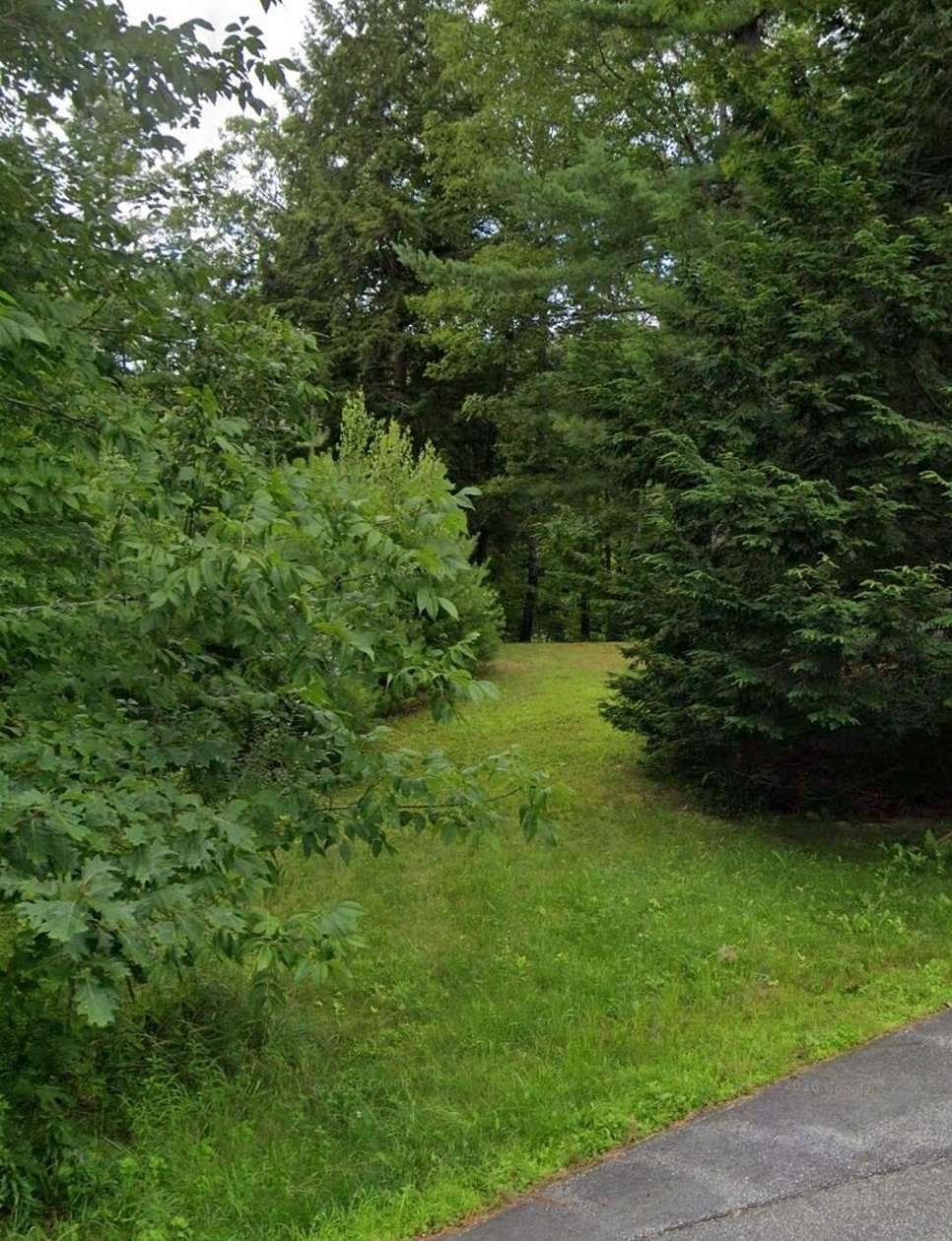 1.5 Acres of Residential Land for Sale in Lisbon, Maine