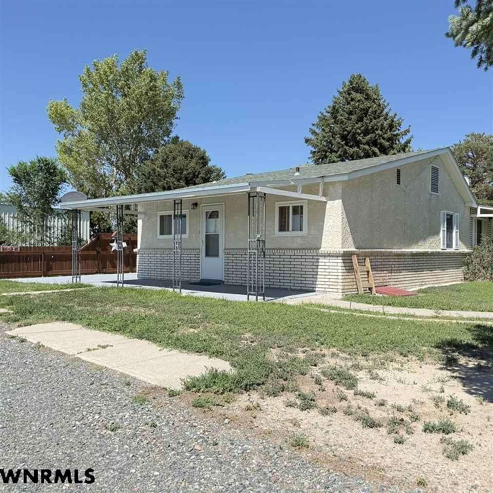 3.6 Acres of Land with Home for Sale in Gering, Nebraska