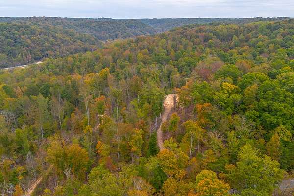 10 Acres of Land for Sale in Ashland City, Tennessee