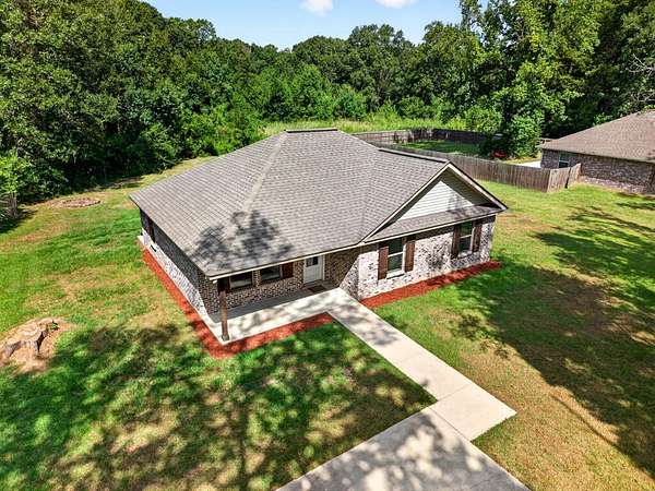 1.6 Acres of Land with Home for Sale in Picayune, Mississippi