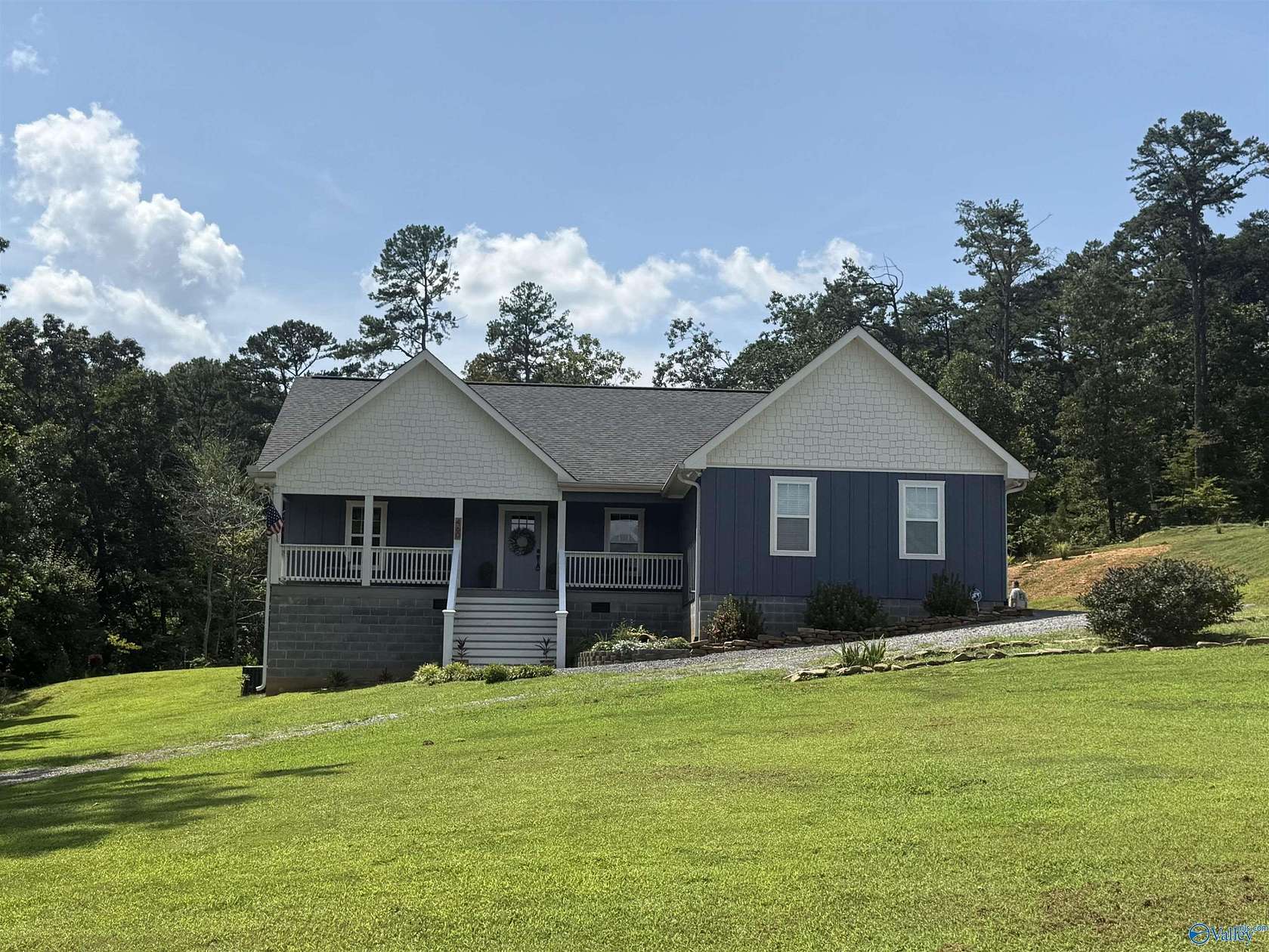 2.5 Acres of Land with Home for Sale in Fort Payne, Alabama