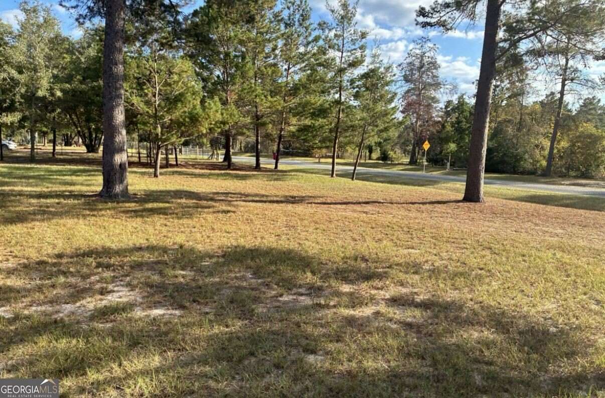 1 Acre of Residential Land for Sale in Roberta, Georgia