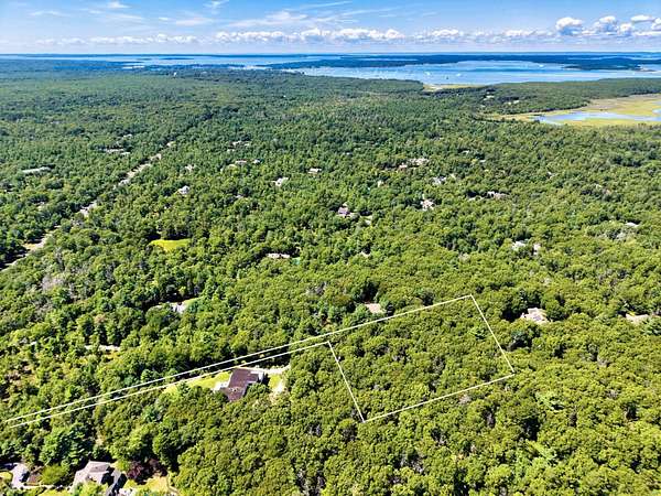 3.17 Acres of Land for Sale in East Hampton, New York
