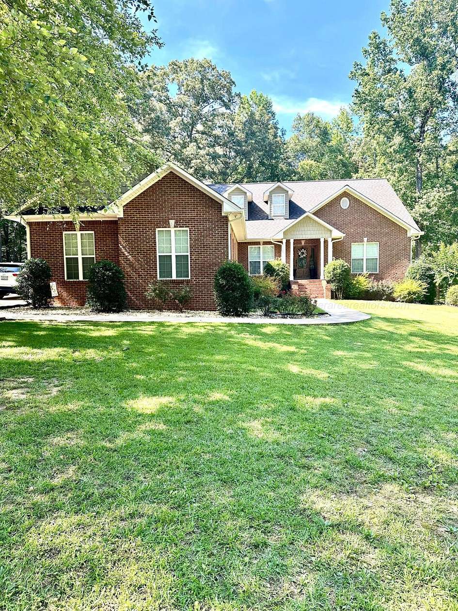 4.3 Acres of Land with Home for Sale in Jasper, Alabama