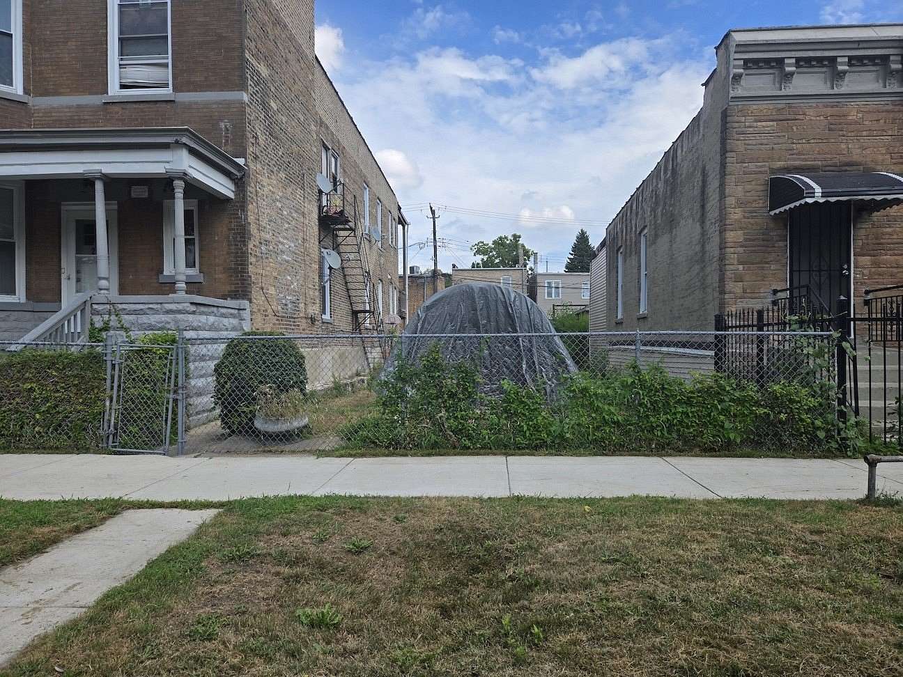 0.06 Acres of Residential Land for Sale in Chicago, Illinois