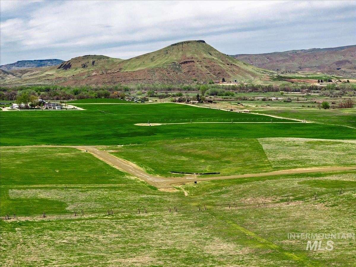 5 Acres of Residential Land for Sale in Emmett, Idaho