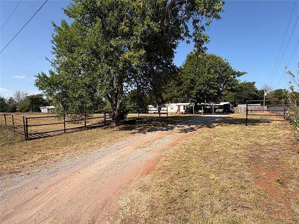 2 Acres of Residential Land for Sale in Blanchard, Oklahoma