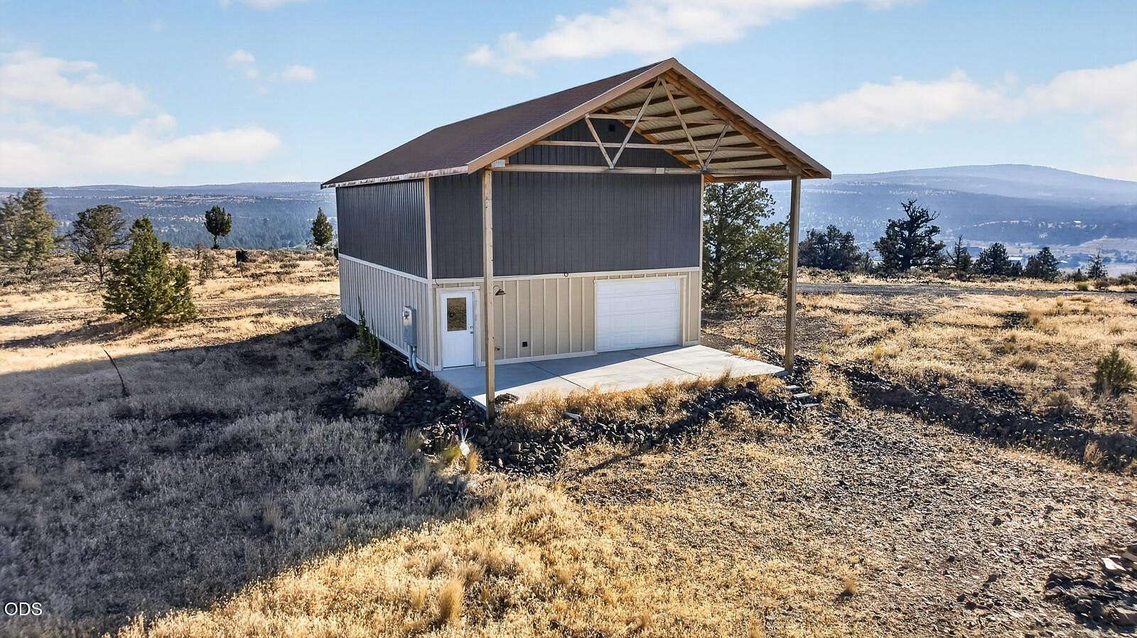 19.5 Acres of Recreational Land with Home for Sale in Prineville, Oregon