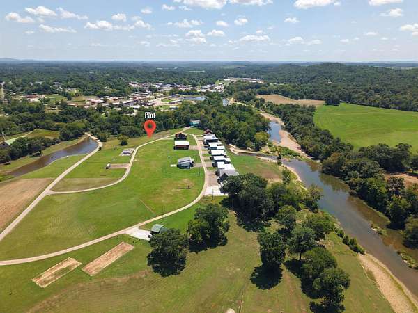 0.63 Acres of Residential Land for Sale in Glenwood, Arkansas