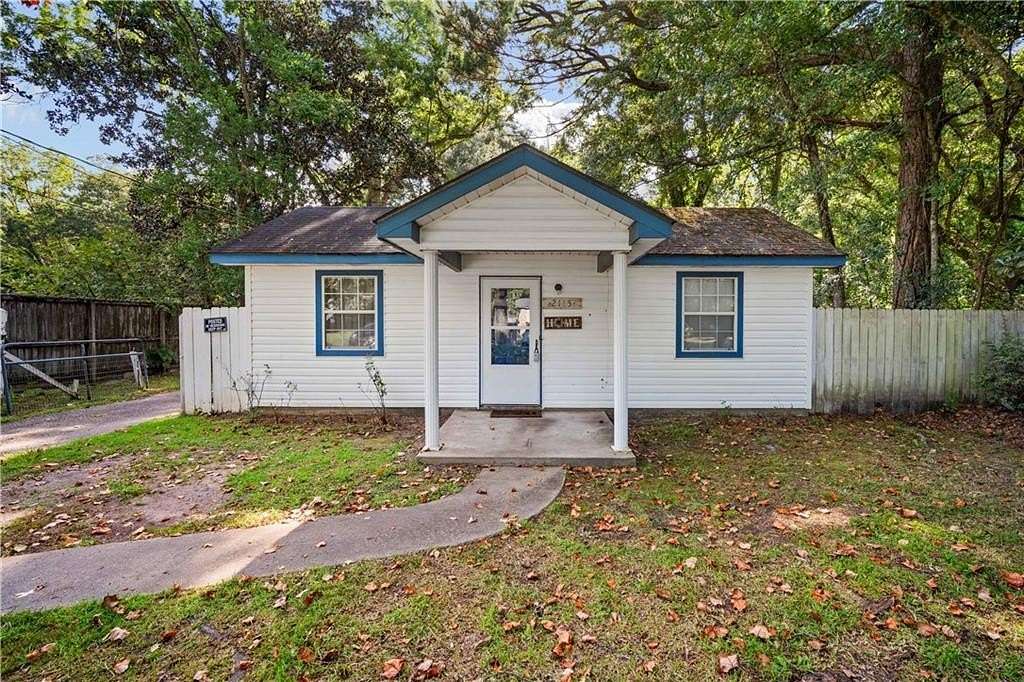 10 Acres of Land with Home for Sale in Mobile, Alabama