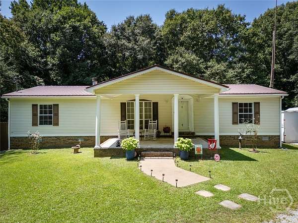 8 Acres of Land with Home for Sale in Danielsville, Georgia