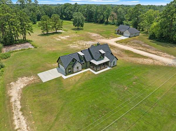 2 Acres of Land with Home for Sale in Jasper, Texas