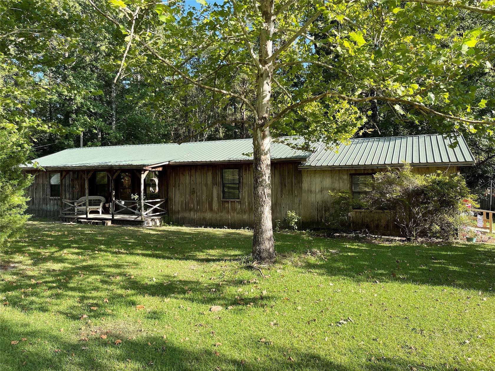 1.5 Acres of Land with Home for Sale in Coushatta, Louisiana