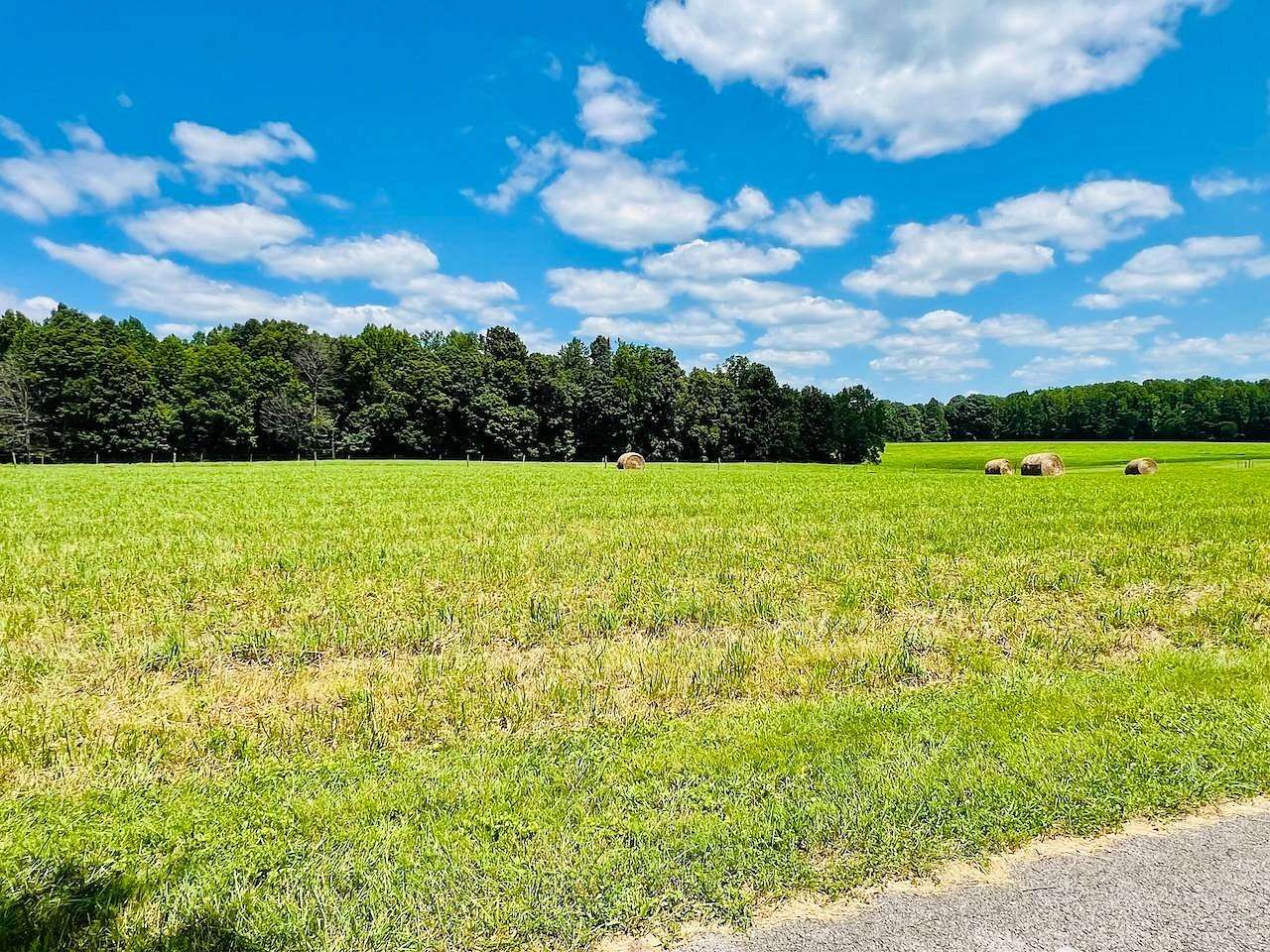 0.81 Acres of Residential Land for Auction in Russell Springs, Kentucky