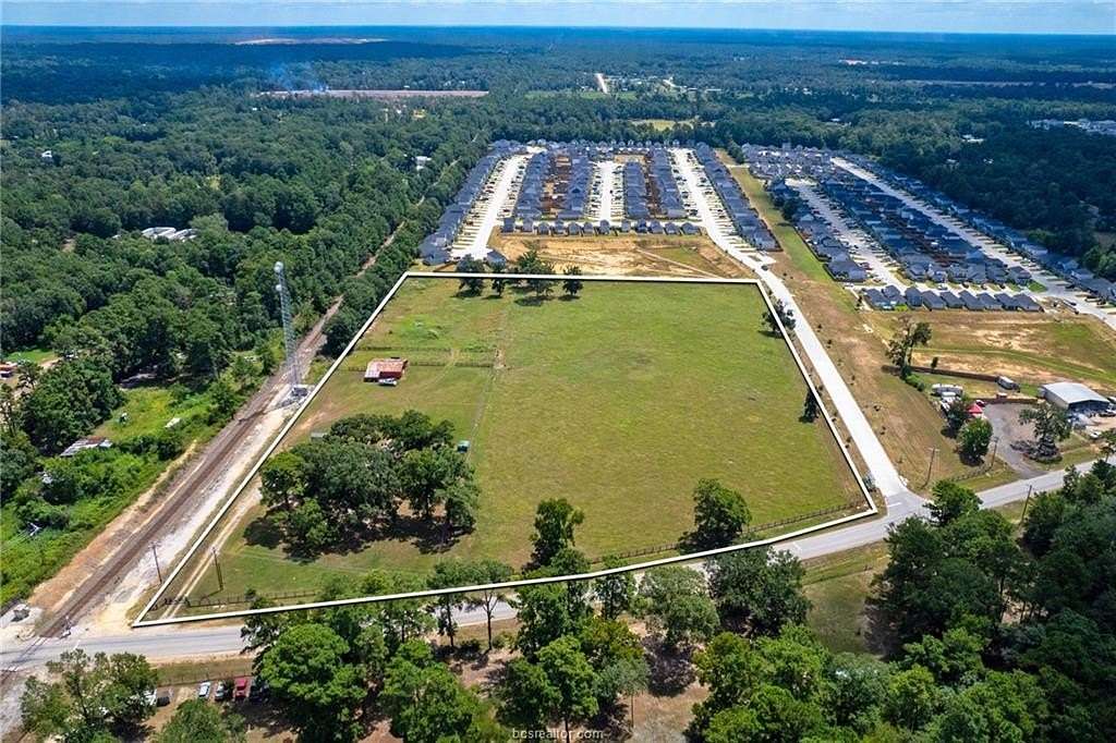 10.5 Acres of Land for Sale in Conroe, Texas