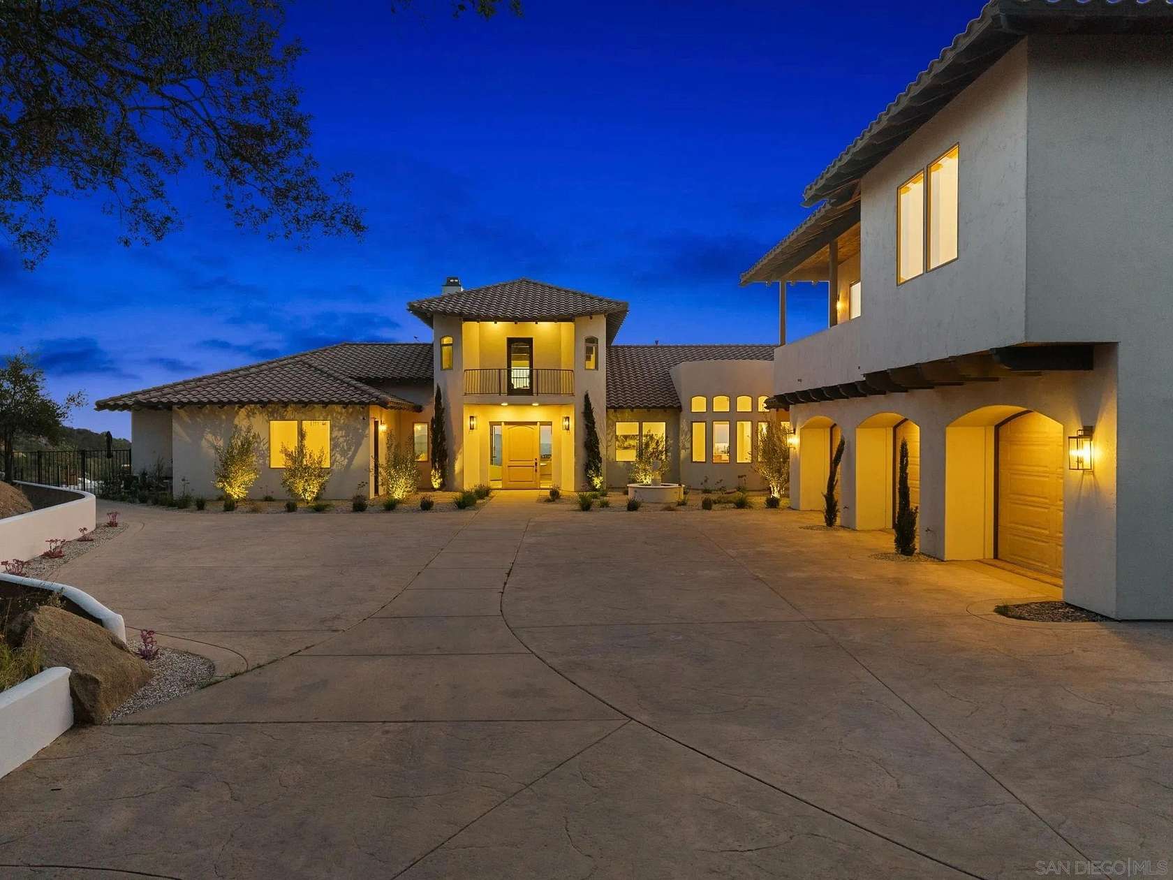 25.4 Acres of Land with Home for Sale in Ramona, California