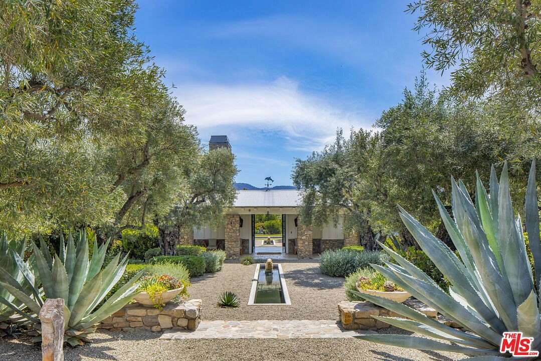 4 Acres of Land with Home for Sale in Ojai, California
