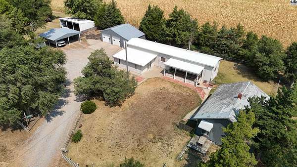1.6 Acres of Land with Home for Sale in Iuka, Kansas