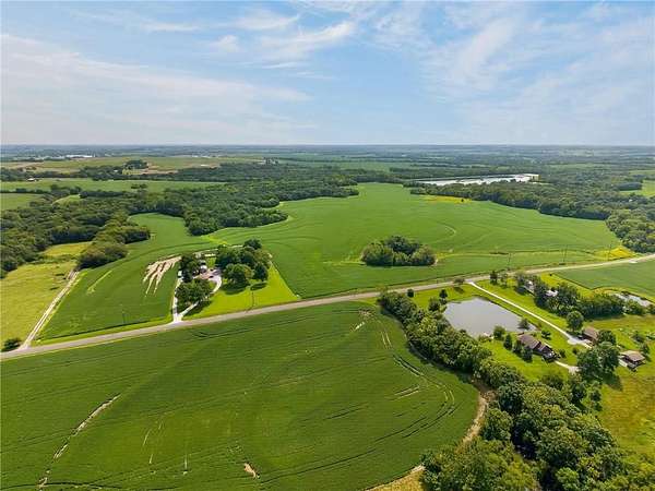 155 Acres of Land for Sale in Higginsville, Missouri
