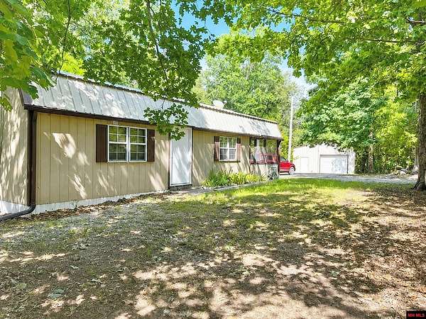4 Acres of Land with Home for Sale in Yellville, Arkansas