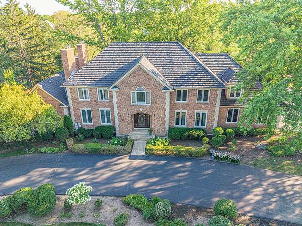 1.59 Acres of Land with Home for Sale in Long Grove, Illinois