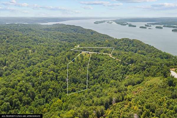 6.28 Acres of Residential Land for Sale in Waverly, Tennessee